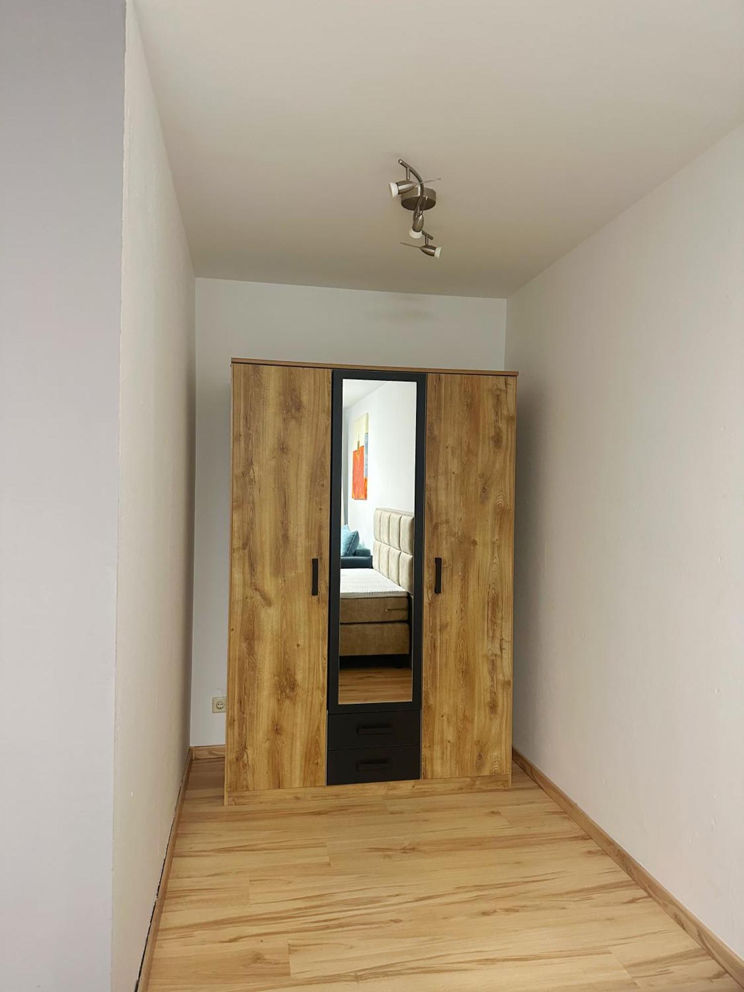 Apartamento Messe Flughafen Nah Mit Waschmaschine Düsseldorf Exterior foto